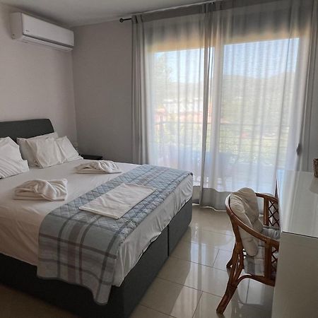Two-Storey Beachfront Maisonette Toroni Esterno foto